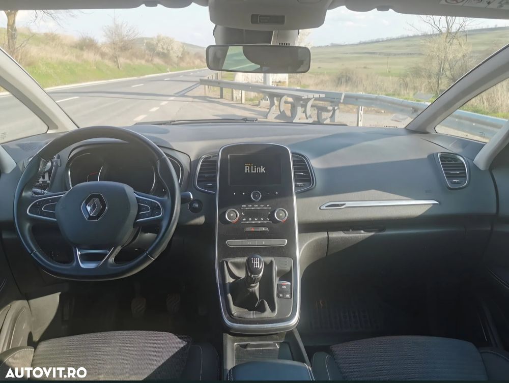 Renault Scenic - 6