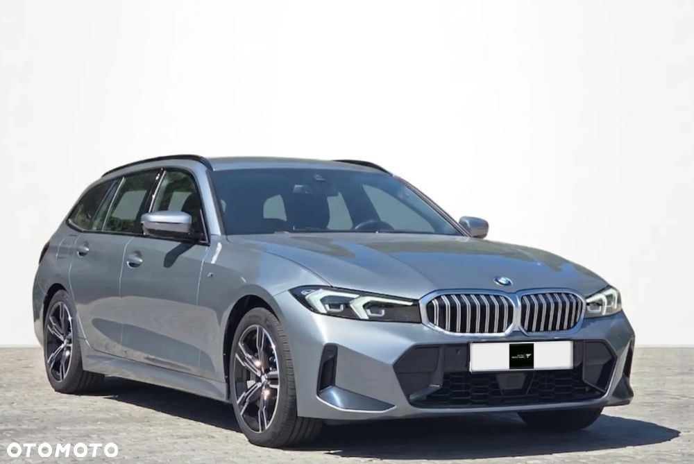 BMW Seria 3 330i xDrive M Sport - 3