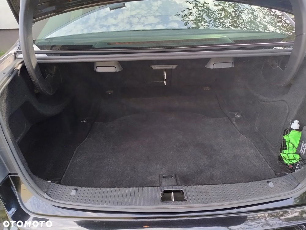 Mercedes-Benz Klasa E 200 CDI BlueEff Avantgarde - 11