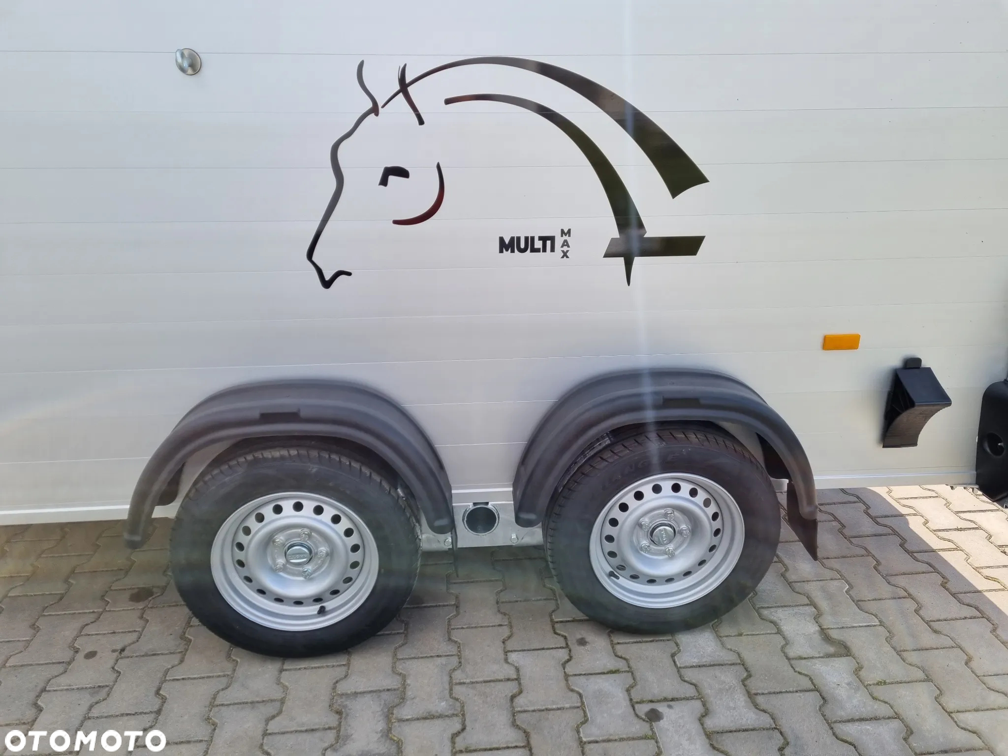 Cheval Liberte Multimax przyczepa na dwa konie | duża siodlarnia | drzwi boczne | 2600 kg DMC | 380×181 cm  |  ALUMINIOWA | Debon | dostawa | mocna i solidna | - 9