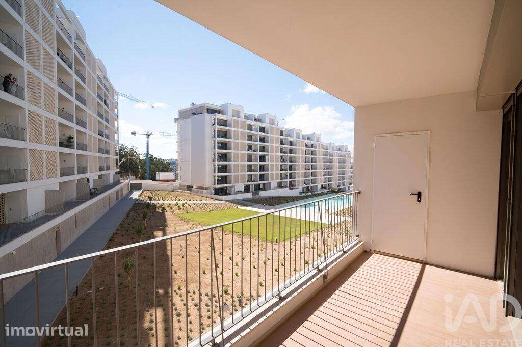 Apartamento T4 em Santo António dos Cavaleiros e Frielas de 122,00 m2 - Grande imagem: 2/24