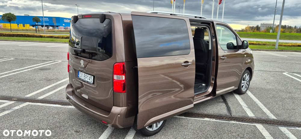 Peugeot Traveller L2 2.0 EAT8 Business VIP - 11