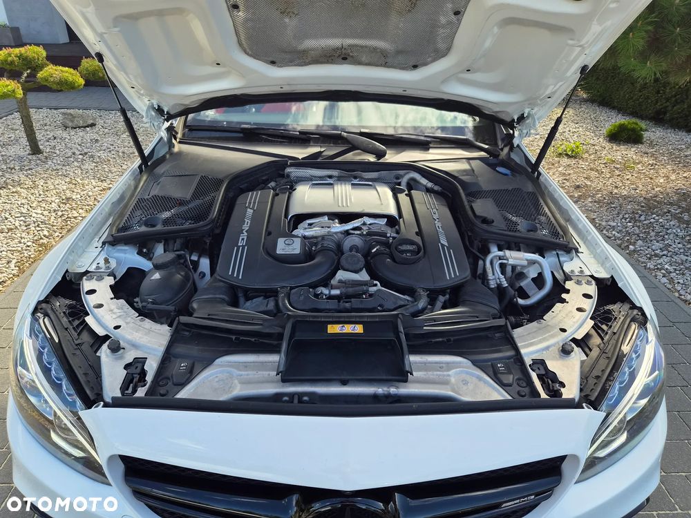 Mercedes-Benz Klasa C AMG 63 S AMG Speedshift 7G-MCT - 30