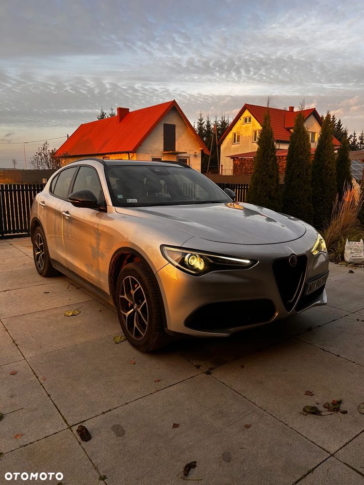 Alfa Romeo Stelvio 2.0 Turbo Executive Q4 - 12