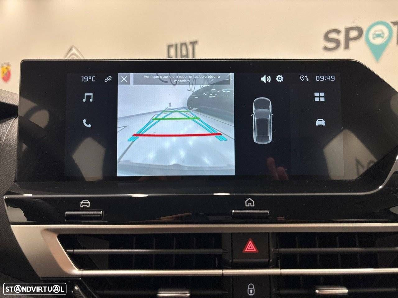 Citroën C4 X 1.2 PureTech Plus EAT8 - 17