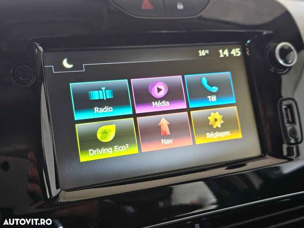 Renault Clio - 23