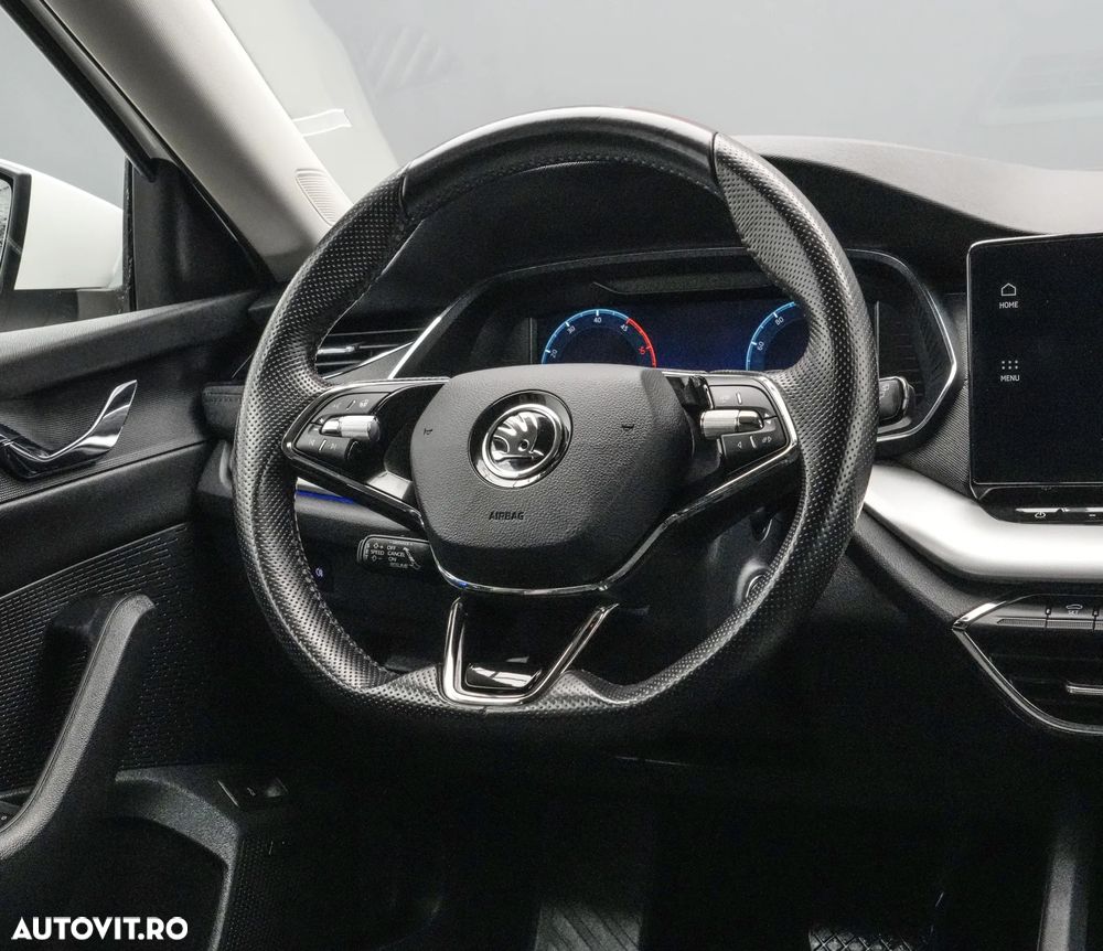 Skoda Octavia 2.0 TDI DSG 4X4 Scout - 17