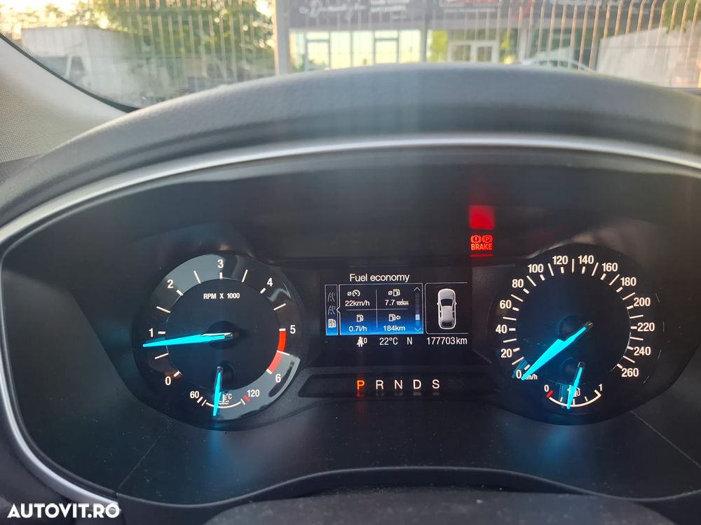 Ford Mondeo 2.0 TDCI PowerShift Trend - 6