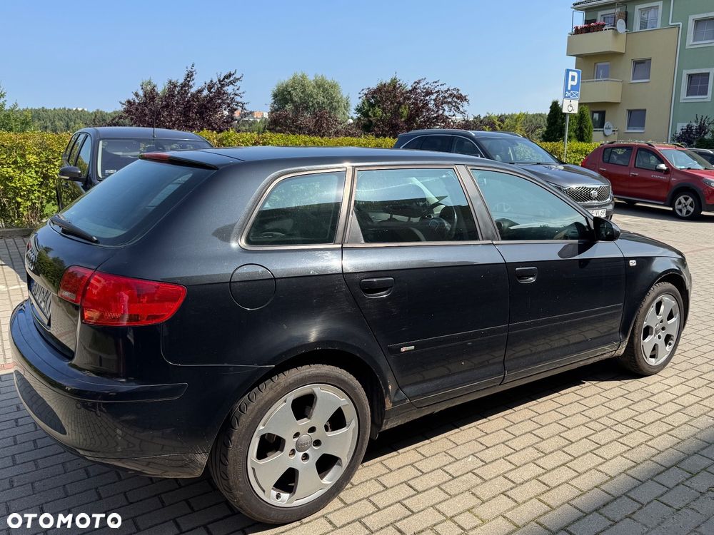 Audi A3 Sportback 1.6 FSI Ambiente - 9