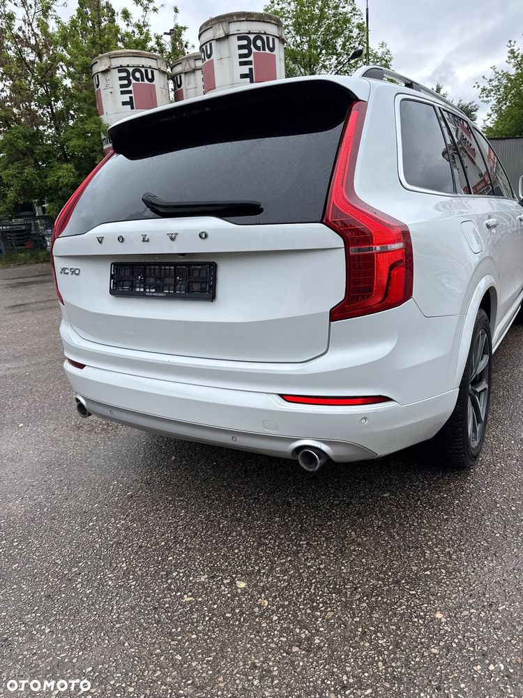 Volvo XC 90 D5 SCR AWD Momentum 7os - 10