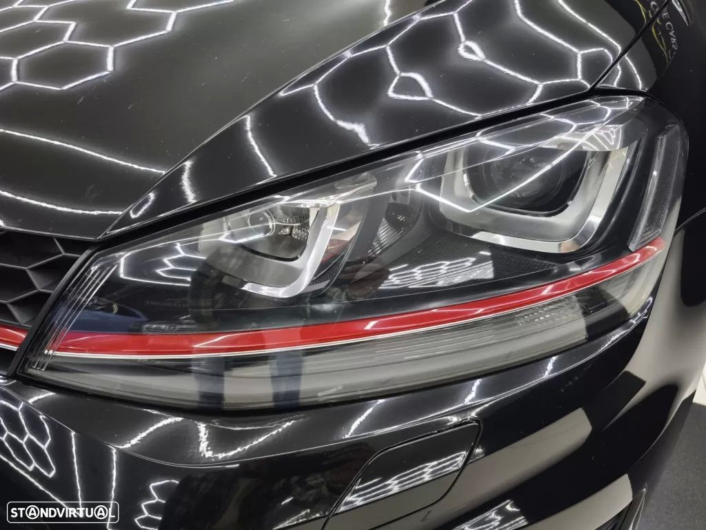 VW Golf 2.0 TSi GTi Performance - 12
