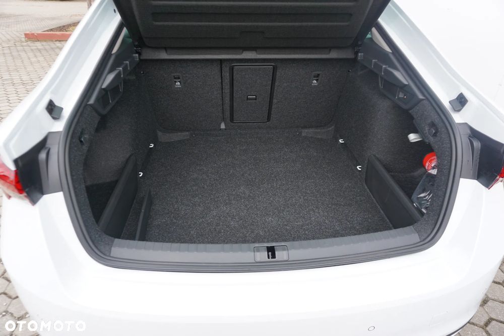 Skoda Octavia 2.0 TDI Edition 130 Selection DSG - 16