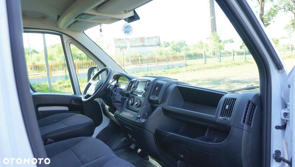 Opel Movano - 8