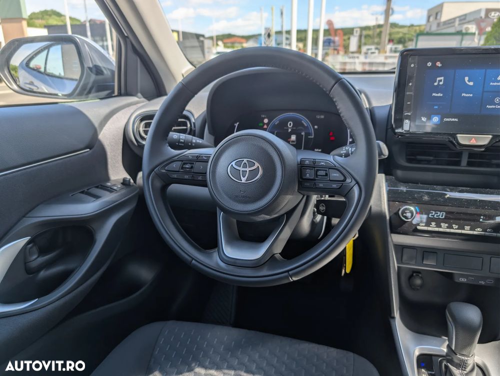 Toyota Yaris Cross 1.5 VVT-i HSD 4x2 Active - 12