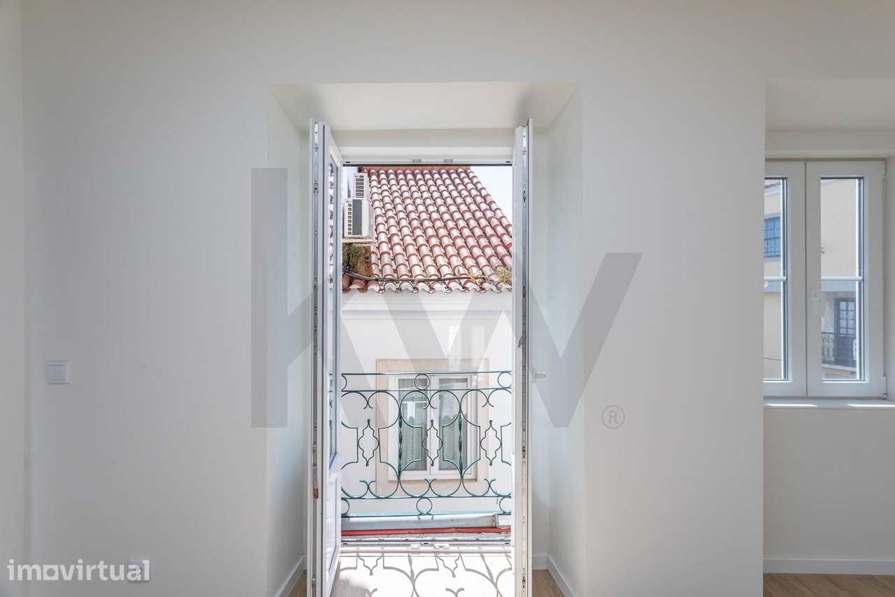 Apartamento T2 Renovado Alfama - Grande imagem: 3/28