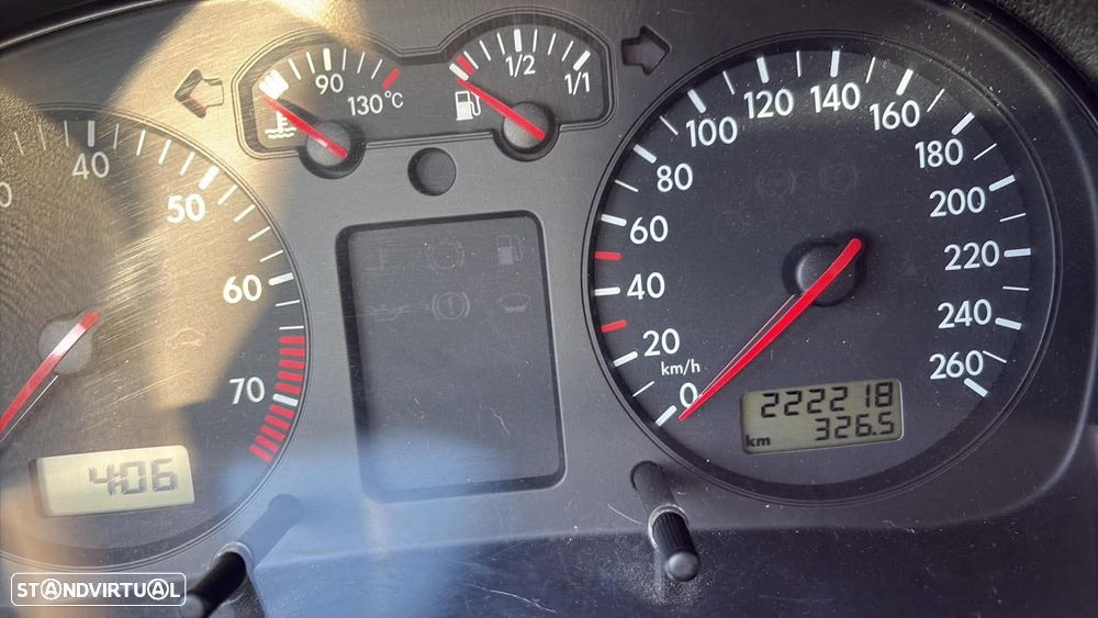 VW Golf 1.6 GT - 1