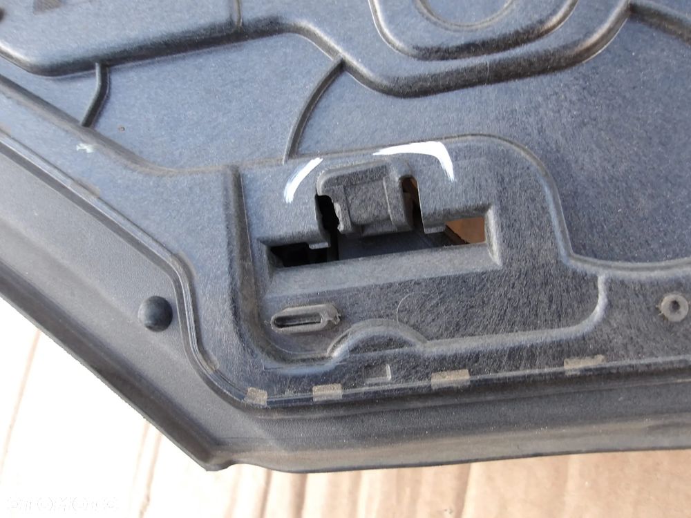 GNIAZDA LADOWANIA KLAPKA AUDI E TRON 4KE971375 - 18