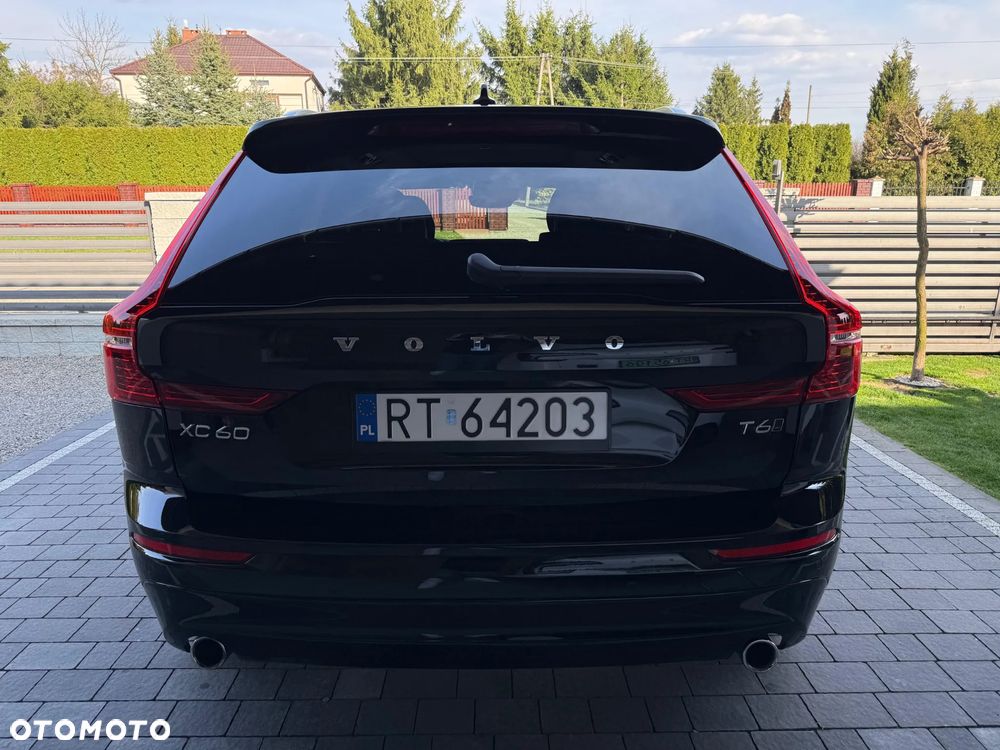 Volvo XC 60 T6 AWD Geartronic Momentum - 4