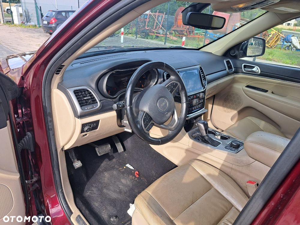 Jeep Grand Cherokee - 11