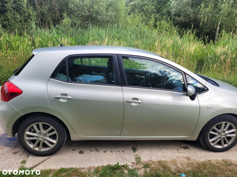 Toyota Auris 2.0 D-4D Sol - 8