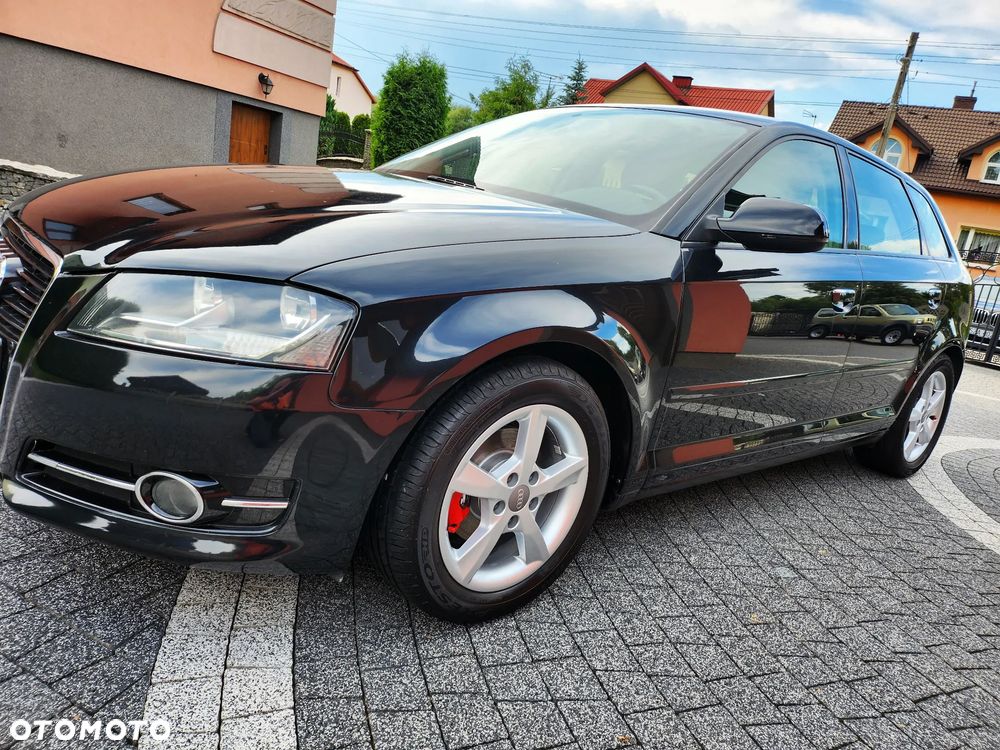 Audi A3 Sportback - 15