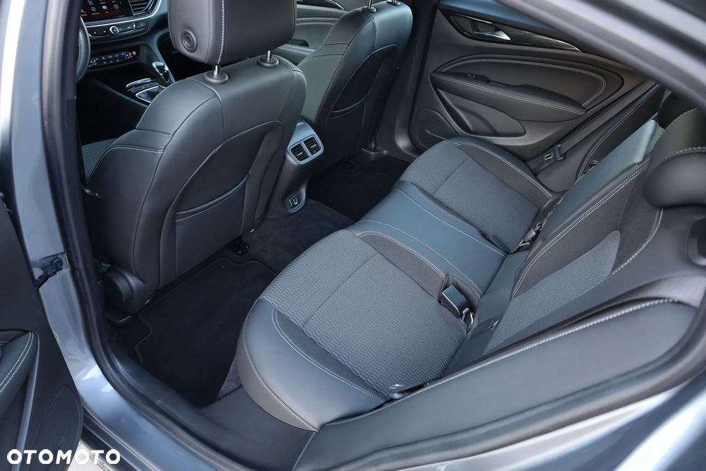Opel Insignia 2.0 CDTI 4x4 Innovation S&S - 30