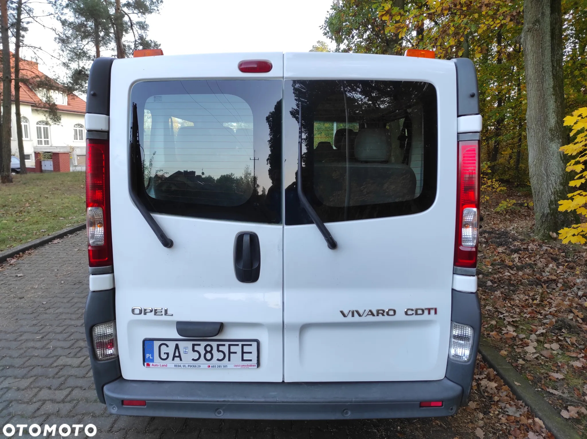 Opel Vivaro - 8