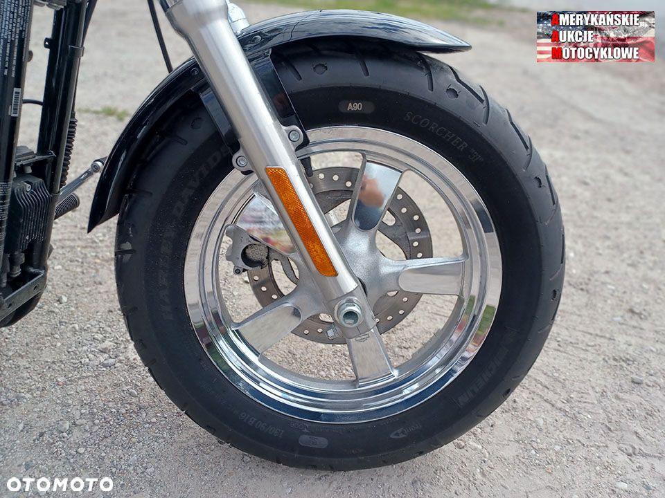 Harley-Davidson Sportster Custom 1200C - 23