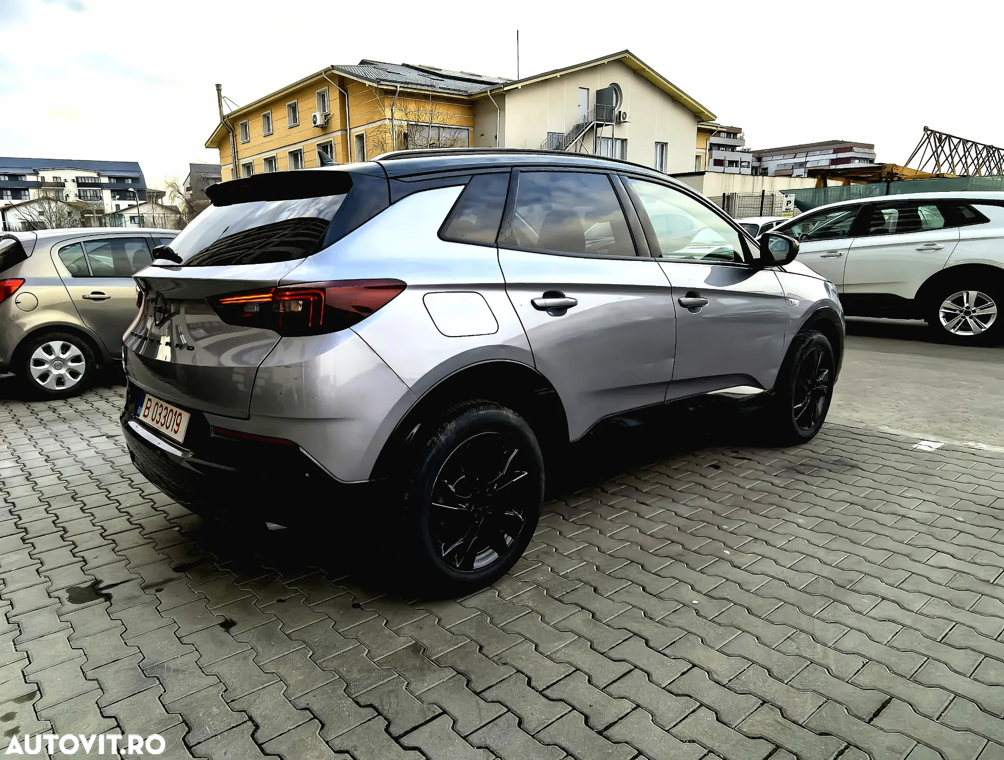 Opel Grandland X 1.2 Turbo START/STOP AT8 GS Line - 3