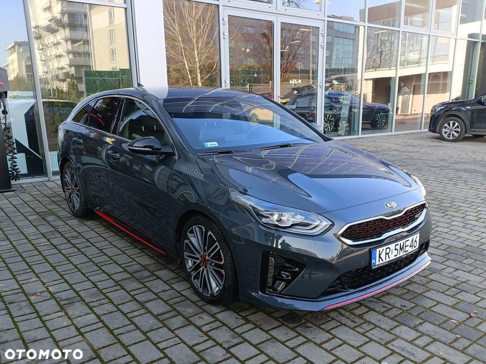 Kia ProCeed - 4