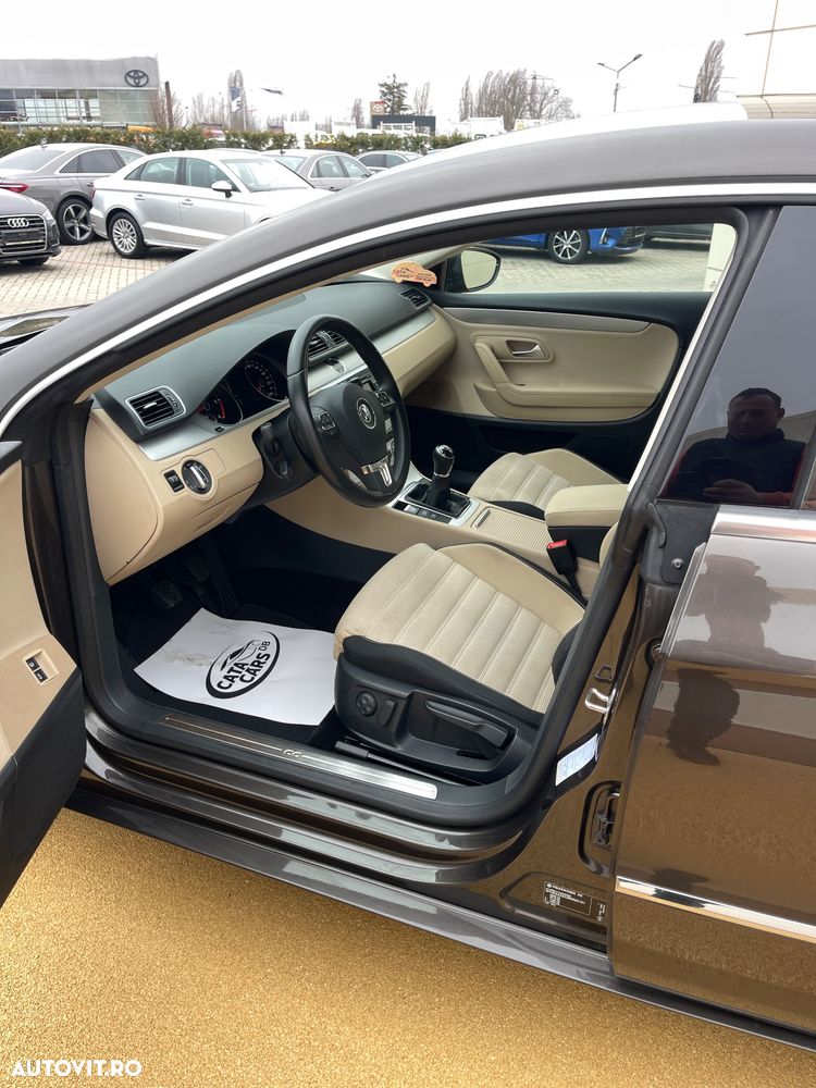 Volkswagen Passat CC 2.0 TDI BlueMotion Technology - 30