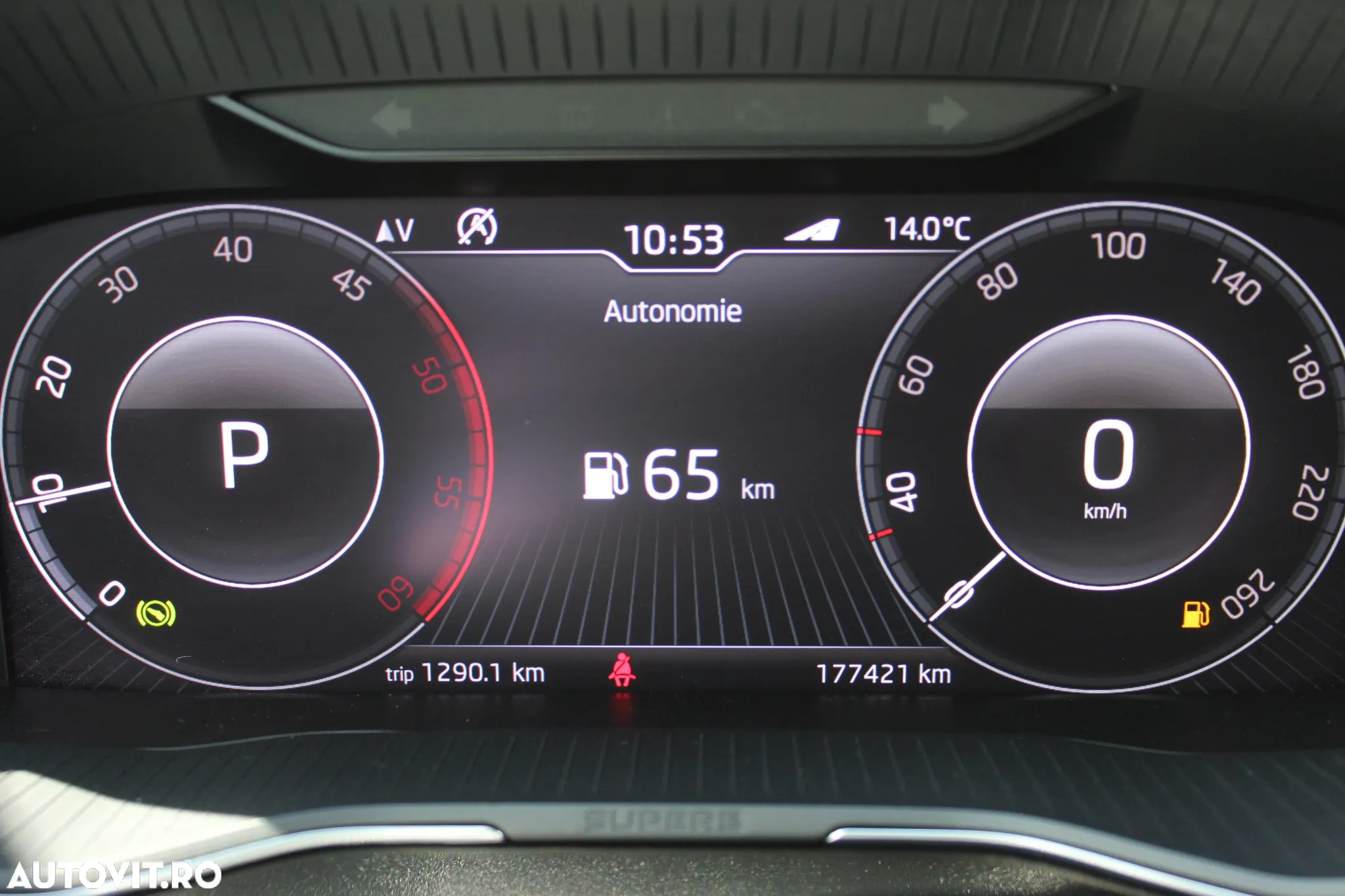 Skoda Superb Combi 2.0 TDI DSG 4X4 Laurin & Klement - 14