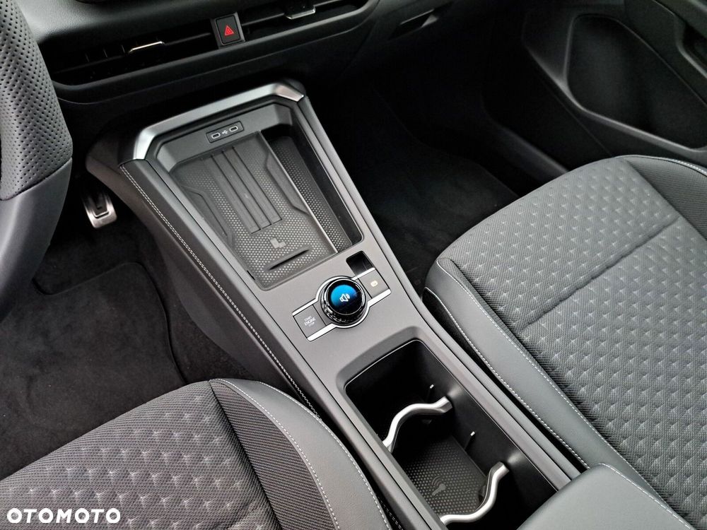 Volkswagen T-Roc 1.5 eTSI R-Line DSG - 25