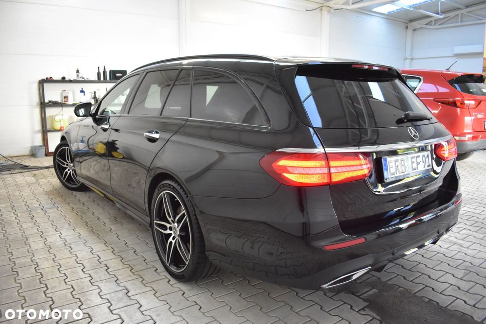 Mercedes-Benz Klasa E 220 d 9G-TRONIC - 14