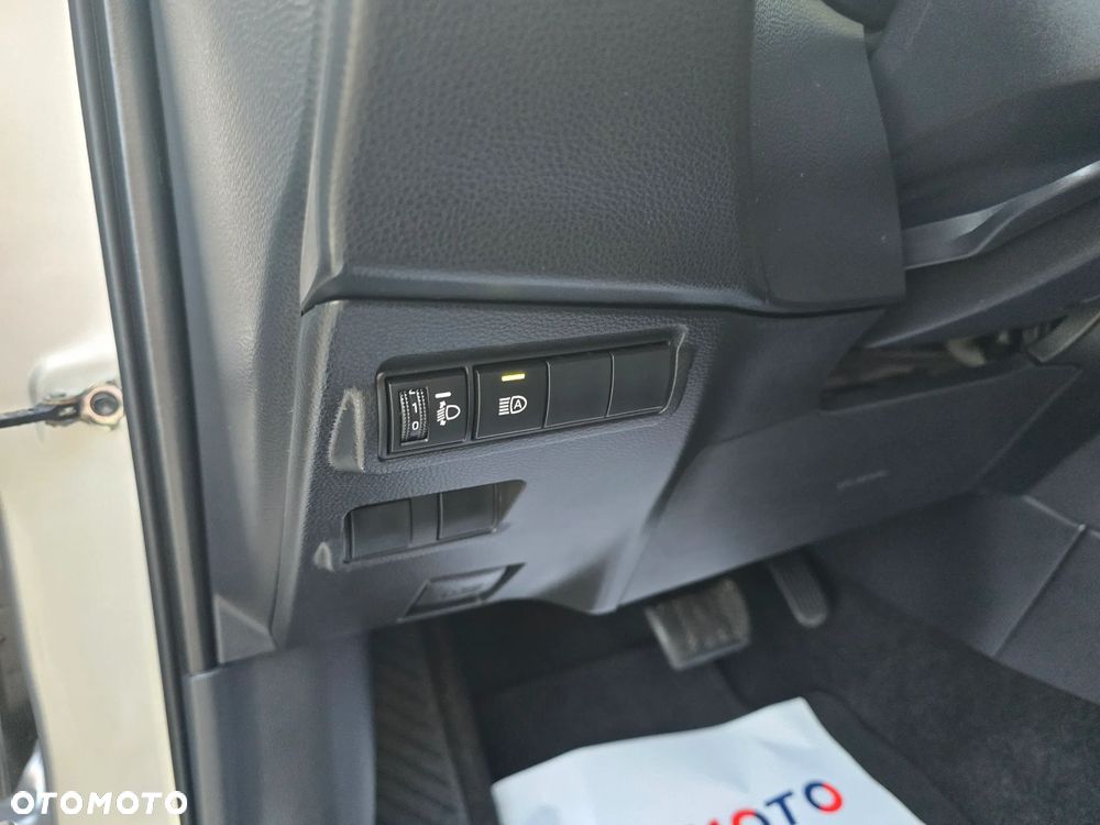 Toyota Corolla Cross 2.0 Hybrid Comfort - 31