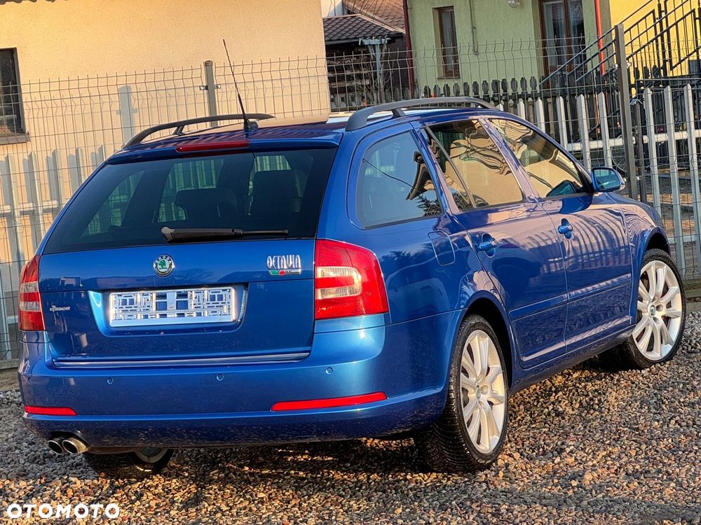 Skoda Octavia 2.0 TDI CR DPF DSG RS - 12