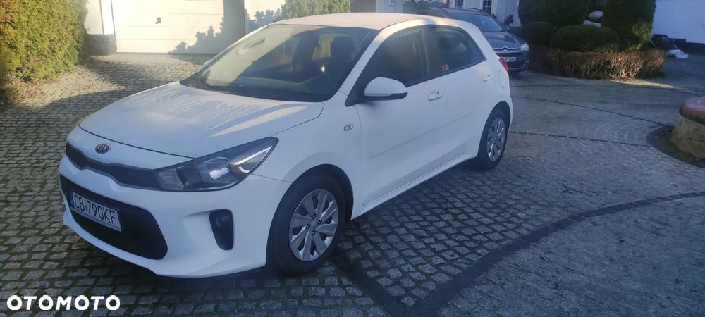 Kia Rio 1.4 M - 2