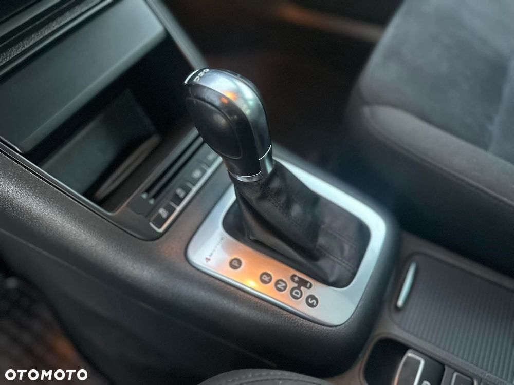 Volkswagen Tiguan 2.0 TDI DPF 4Motion BlueMotion Technology DSG Sport & Style - 12