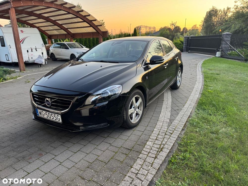 Volvo V40 D2 Drive-E Ocean Race - 3