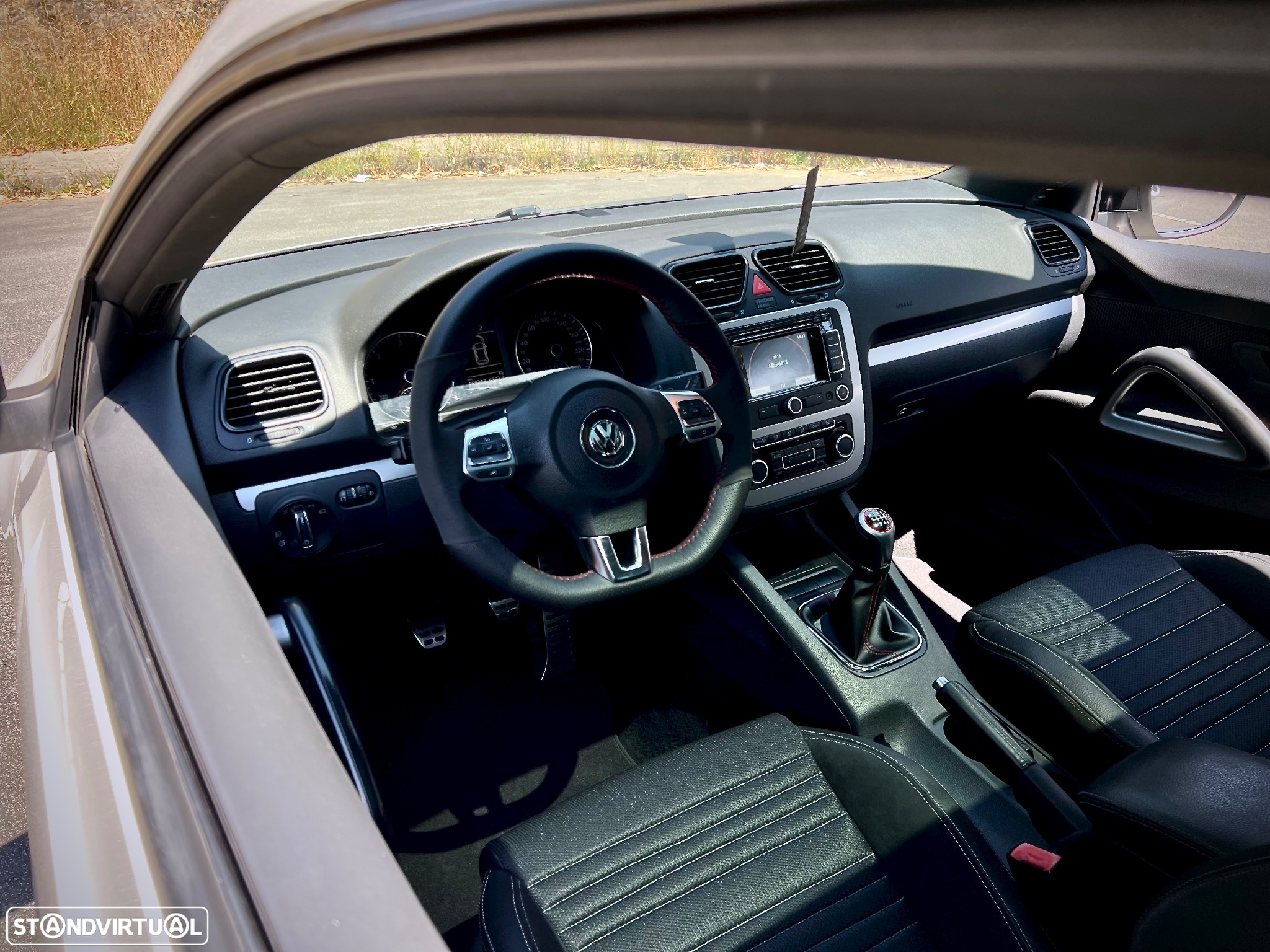 VW Scirocco 2.0 TDI Sport - 10