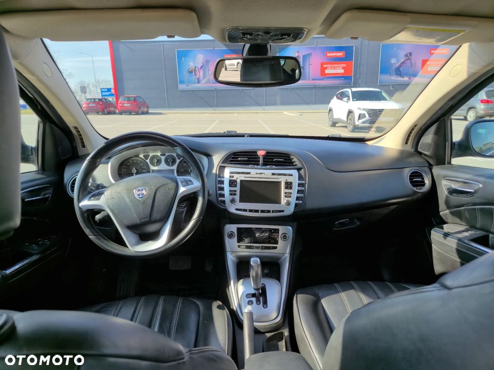 Lancia Delta 1.6 MJ Gold Selectronic - 11