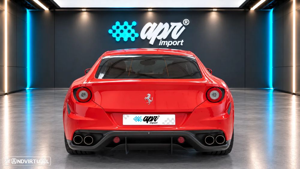 Ferrari FF 6.3 V12 - 6