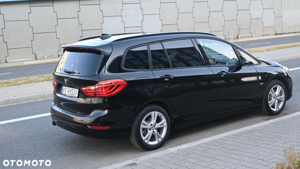 BMW Seria 2 218d GT Sport Line - 8