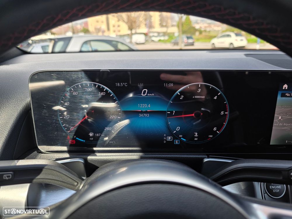 Mercedes-Benz GLB 200 d AMG Line - 25