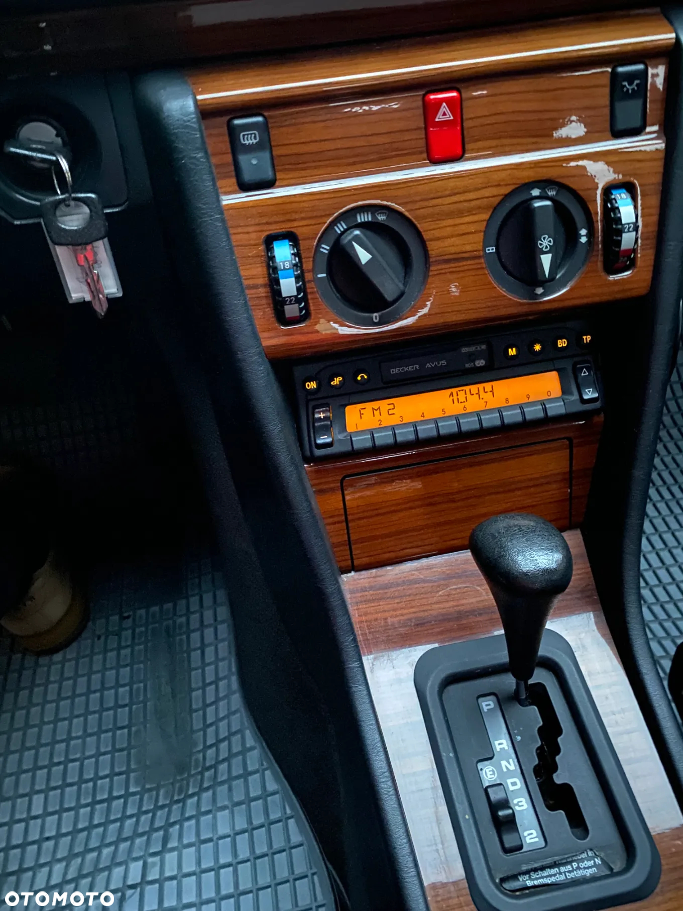Mercedes-Benz W124 (1984-1993) - 12