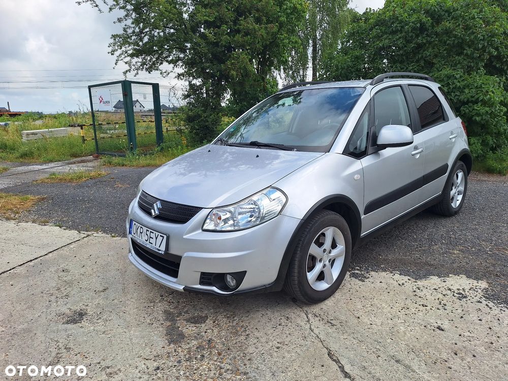 Suzuki SX4 1.6 GS / Premium - 16