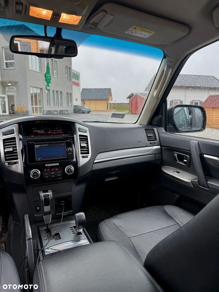 Mitsubishi Pajero 3.2 DID Instyle - 24