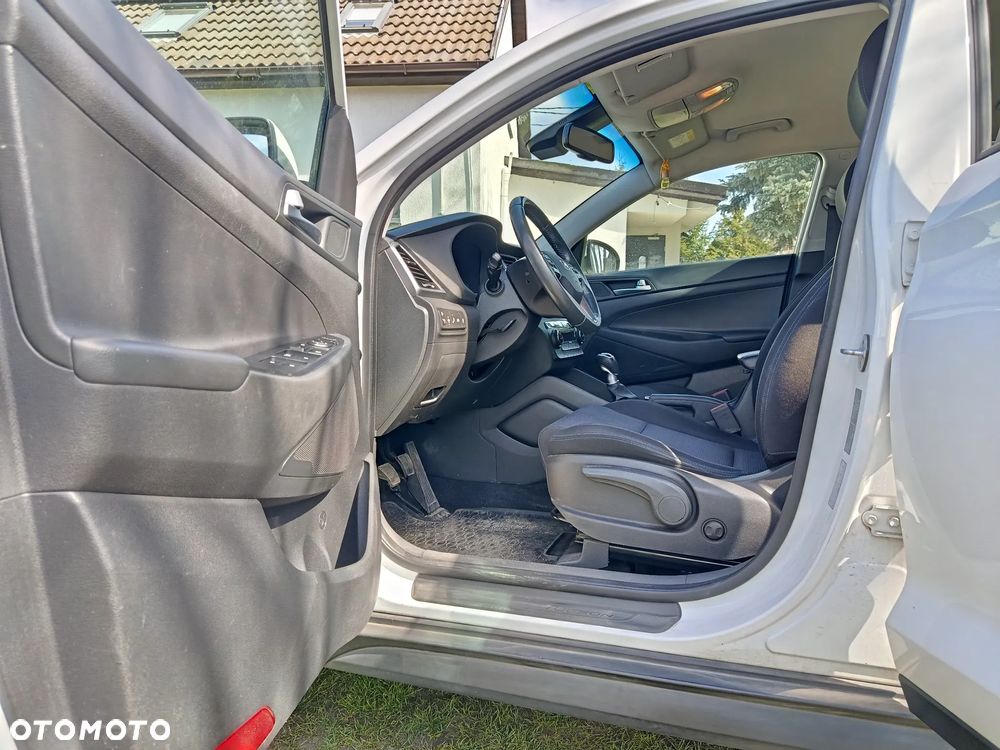 Hyundai Tucson 1.6 T-GDI Comfort 4WD - 2