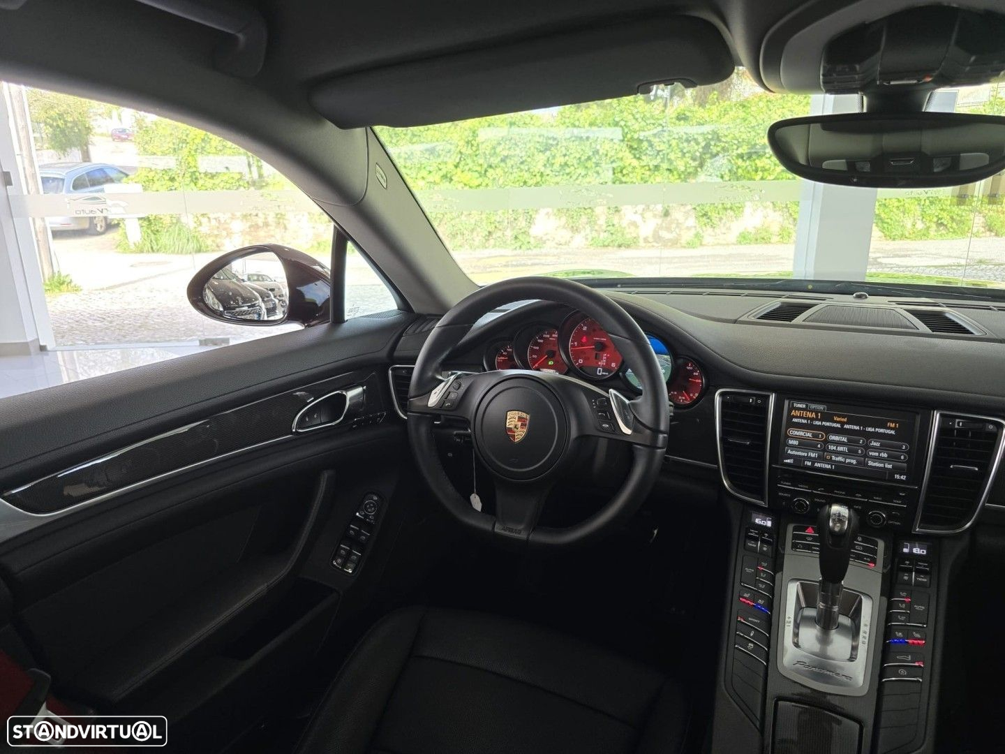Porsche Panamera Diesel Platinum Edition - 36