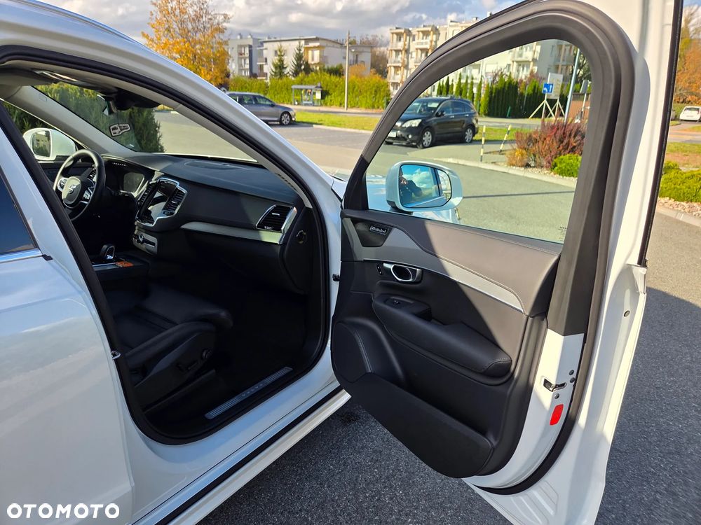 Volvo XC 90 - 27